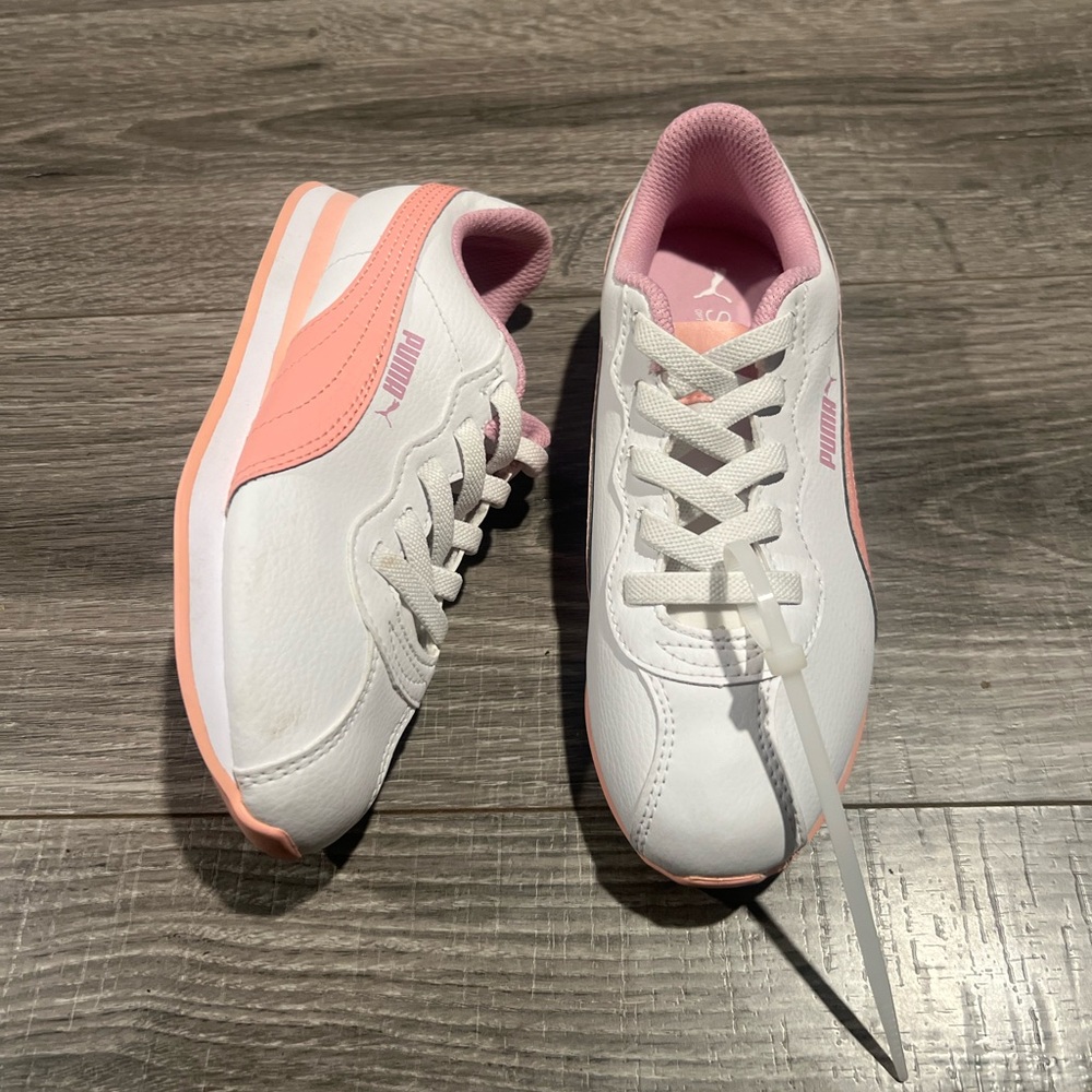 Puma Girls White and Pink Sneakers